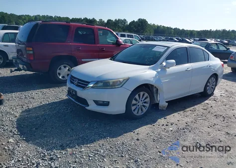 2014 Honda Accord Ex-L V-6 z USA, uszkodzony, nr VIN 1HGCR3F84EA027836